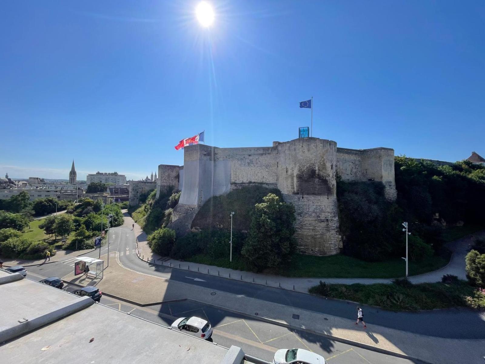 Castle - Vue Sur Le Chateau - Hypercentre Caen Buitenkant foto
